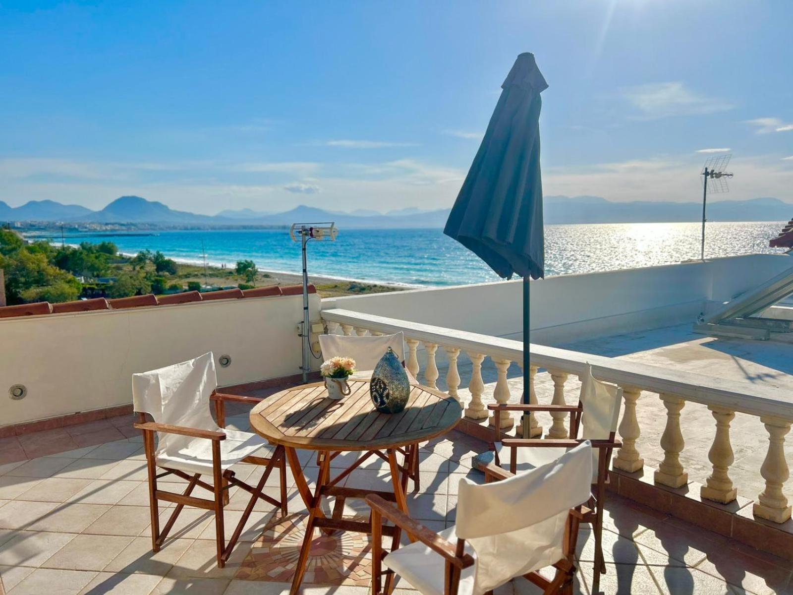 Villa Seabreeze Loutraki  Ngoại thất bức ảnh