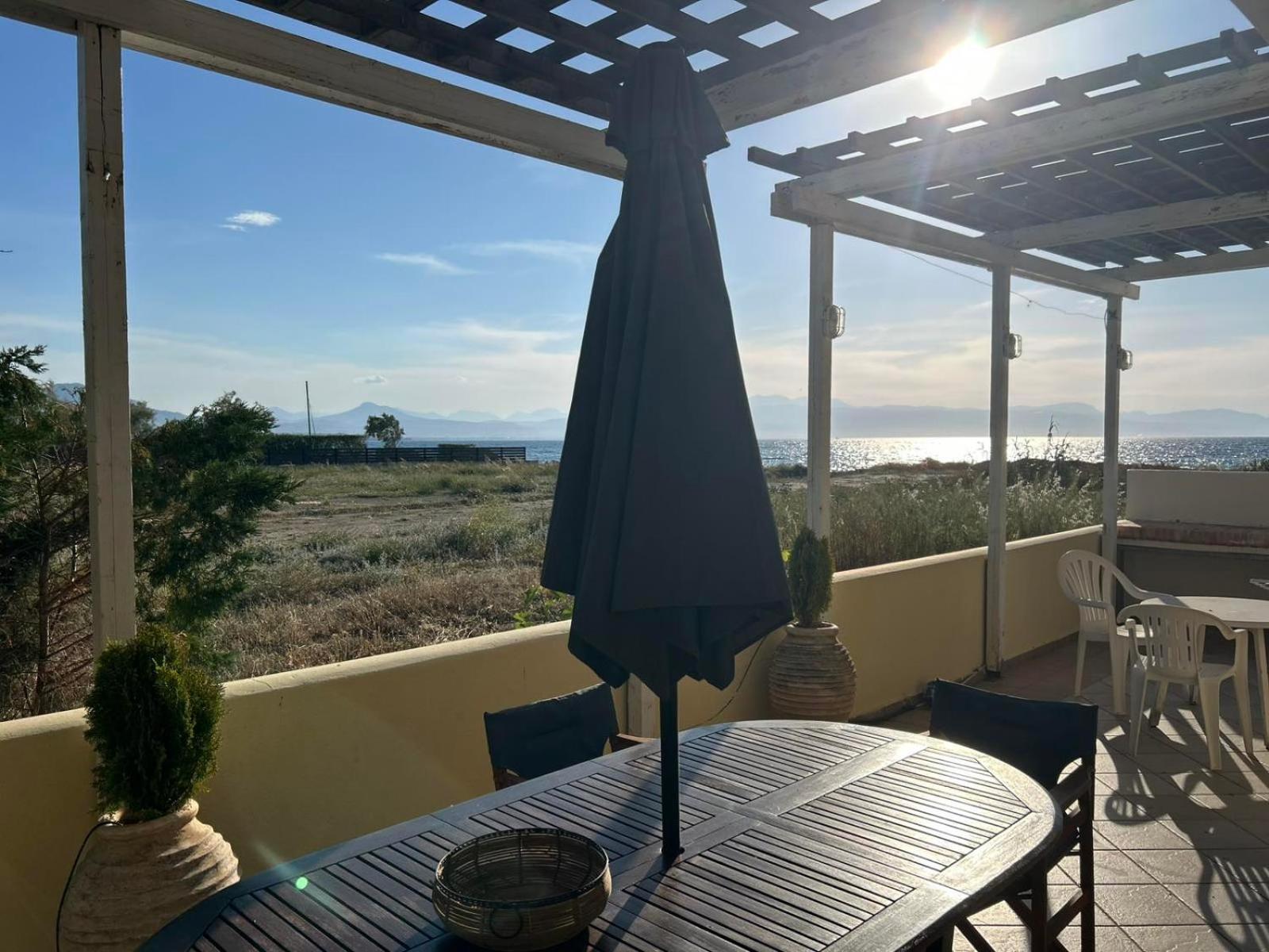 Villa Seabreeze Loutraki  Ngoại thất bức ảnh