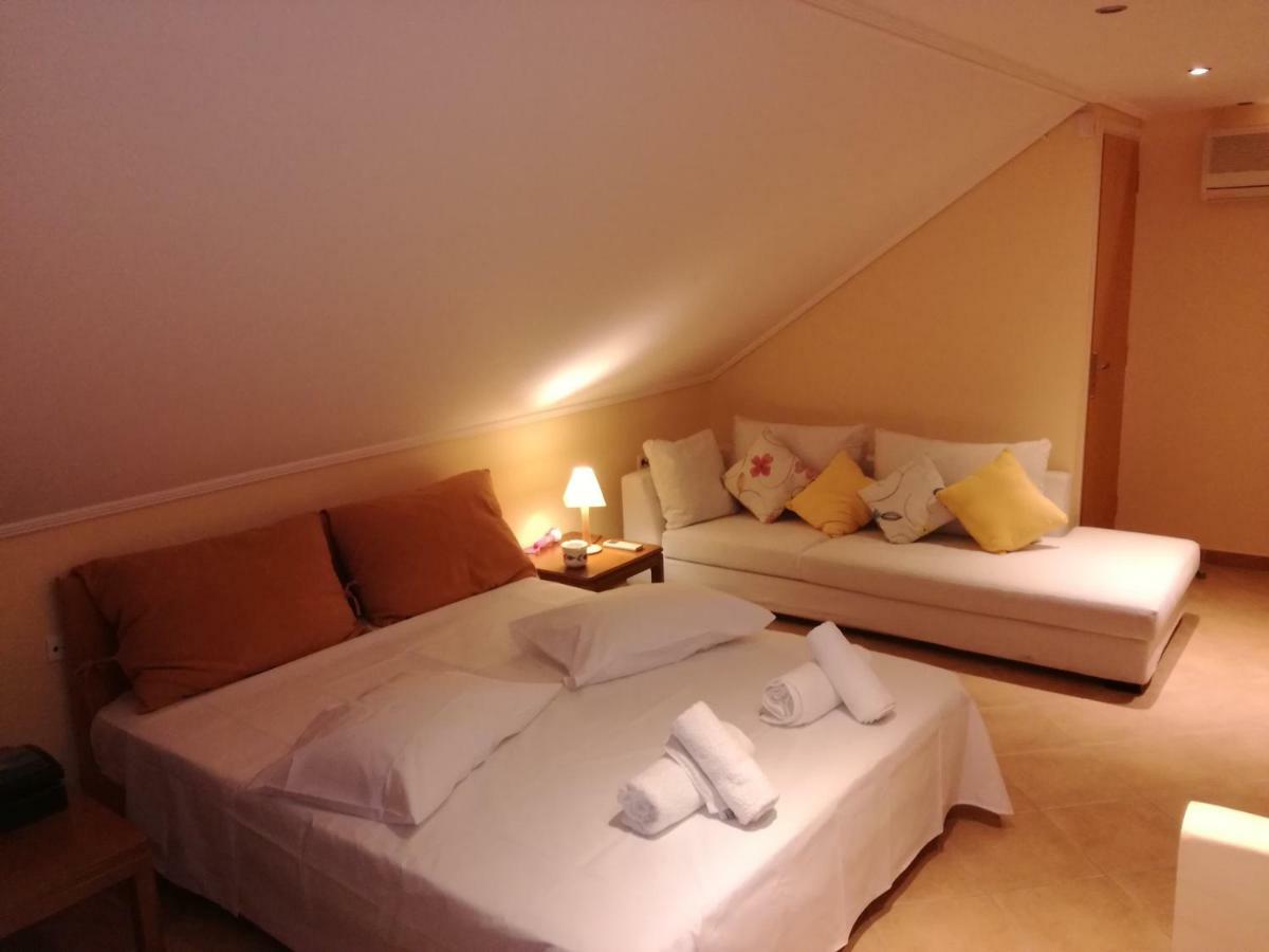 Villa Seabreeze Loutraki  Ngoại thất bức ảnh